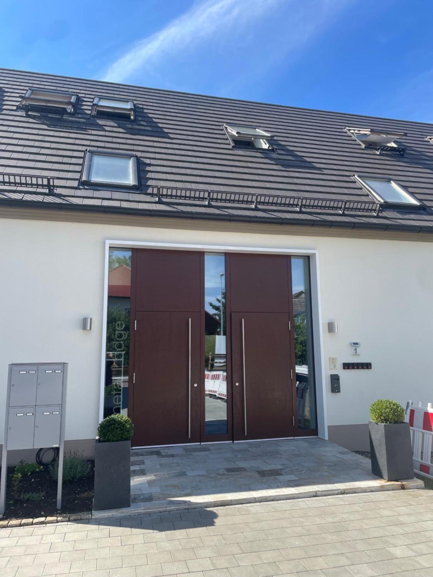 Modernes & Gepflegtes Hotelzimmer Mit Kueche! Bernstadt  エクステリア 写真